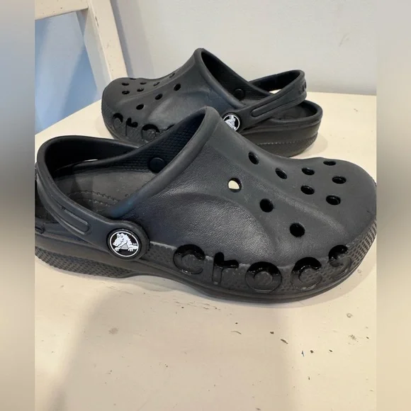 Crocs Classic Kids Black Clogs - Size 13 - Picture 6 of 7